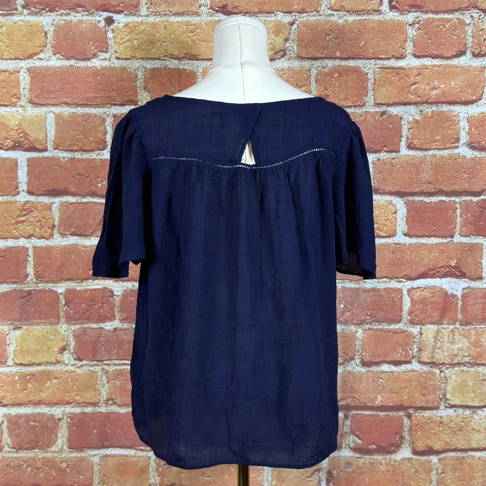 Nanette Lepore Blue‎ Rayon Blouse Semi-Sheer Blouse Key Hole Size Medium